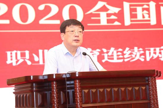 教育部职业教育与成人教育司副司长谢俐