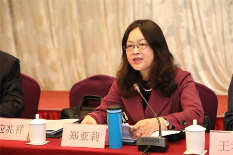 郑亚莉1_副本.jpg